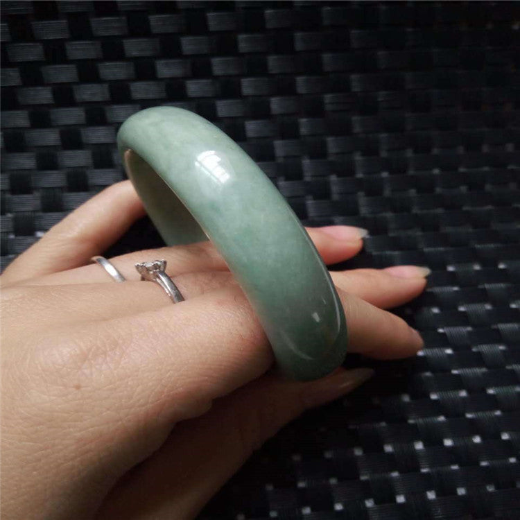 Jade Bracelet Factory direct zhenping county jade day wholesale however jade A cargo floating jade bracelet Guizhou jade bracelet.